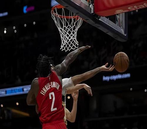 她婉拒众多,豪门,终与,万博manbetx体育平台,万博体育官网,万博体育app下载,ManBetX,SPORTS